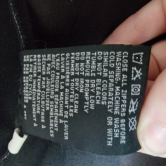 New Balance dry tech jacket size medium in a slate grey color. Spring jacket - Picture 10 of 10